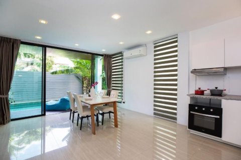 Villa in Phuket, Thailand 4 bedrooms № 163076 - photo 10