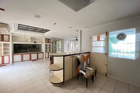 Maison à Suan Luang, Bangkok, Thaïlande 4 chambres № 163078 - photo 10