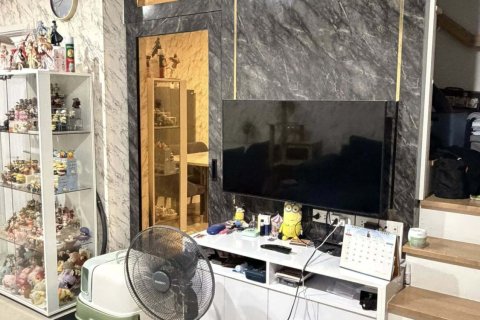 Townhouse in Nonthaburi, Thailand 3 bedrooms № 163075 - photo 2