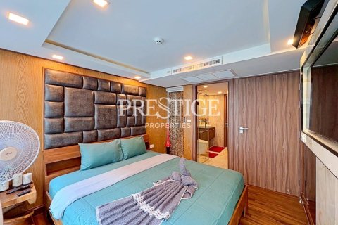 Condo in Pattaya, Thailand, 2 bedrooms № 197694 - photo 14
