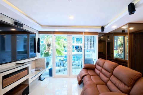 Condo in Pattaya, Thailand, 2 bedrooms № 197694 - photo 3