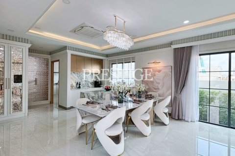 บ้านในพัทยา, ประเทศไทย 4 ห้องนอน № 197692 - รูปถ่าย 7