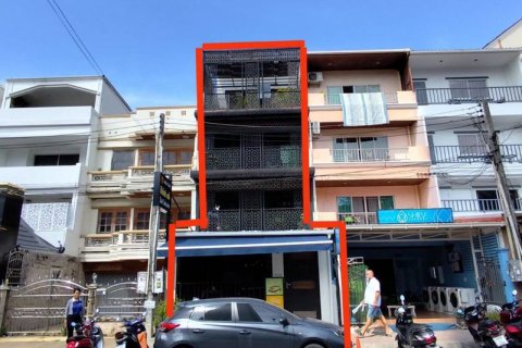 Propriété commerciale à Chon Buri, Thaïlande 464 m2 № 161533