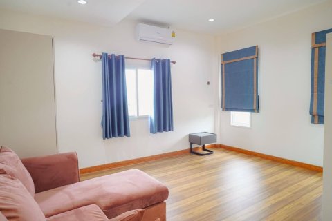 Villa à Pattaya, Thaïlande 4 chambres № 156074 - photo 10