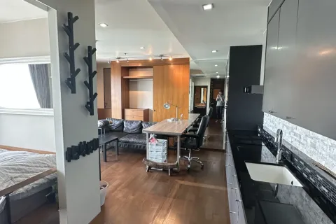 Студия в кондо в Клонг Тоэй, Бангкок, Таиланд № 156073 - фото 6