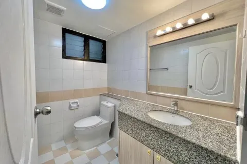 Кондоминиум с 4 спальнями в Ваттхане, Бангкок, Таиланд № 156076 - фото 11