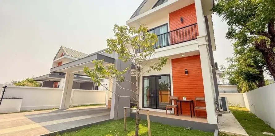 Maison à Chiang Mai, Thaïlande 3 chambres № 156077