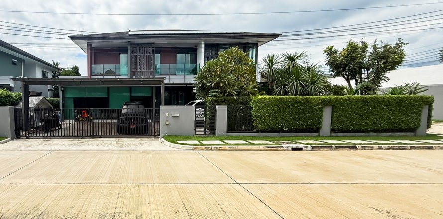 Дом в Тави Ваттане, Бангкок, Таиланд с 5 спальнями  № 144933