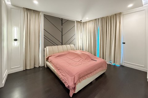 Дом в Тави Ваттане, Бангкок, Таиланд с 5 спальнями  № 144933 - фото 11