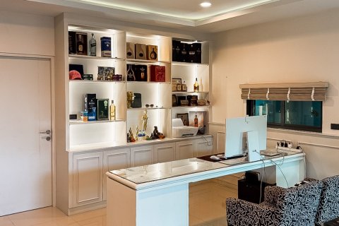 Дом в Тави Ваттане, Бангкок, Таиланд с 5 спальнями  № 144933 - фото 28