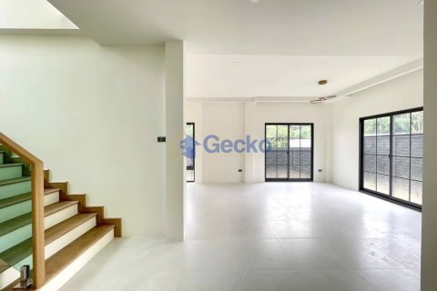 บ้านในพัทยา, ประเทศไทย 4 ห้องนอน № 196134 - รูปถ่าย 18