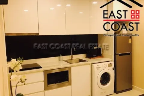 Condominio de 1 dormitorio en Pattaya, Tailandia № 213037 - foto 2
