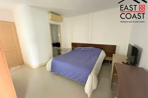 Condominio de 2 dormitorios en Jomtien Beach, Pattaya, Tailandia № 213032 - foto 13