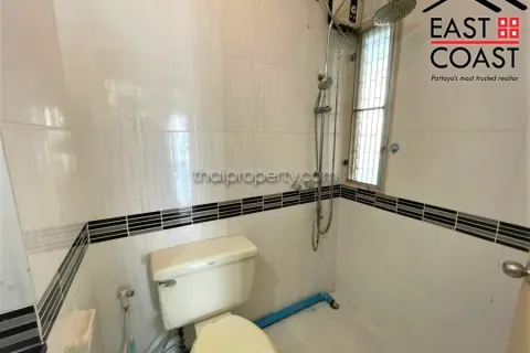 Condominio de 2 dormitorios en Jomtien Beach, Pattaya, Tailandia № 213032 - foto 11