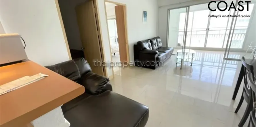 Condominio de 2 dormitorios en Jomtien Beach, Pattaya, Tailandia № 213032