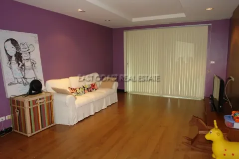 Condominio de 2 dormitorios en Pattaya, Tailandia № 213038 - foto 3