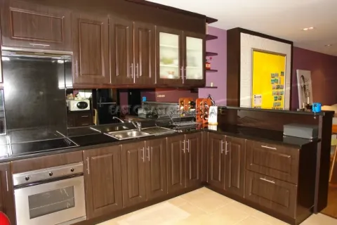 Condominio de 2 dormitorios en Pattaya, Tailandia № 213038 - foto 4