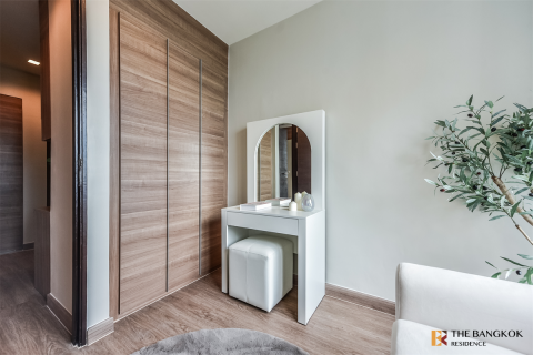 Condo in Bangkok, Thailand, 3 bedrooms № 184427 - photo 8