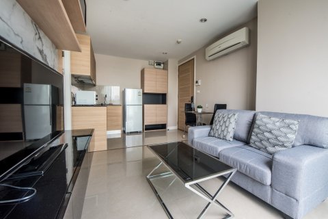 Кондоминиум с 1 спальней в Бангкоке, Таиланд № 144058 - фото 2