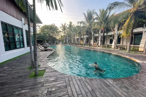 Propriété commerciale à Chiang Mai, Thaïlande 2200 m2 № 162815 - photo 11