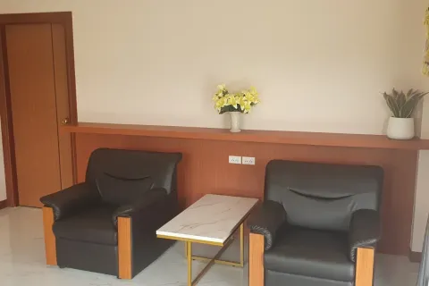 House in Chiang Mai, Thailand 4 bedrooms № 162813 - photo 4