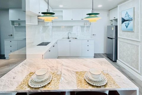 Condo in Pattaya, Thailand, 1 bedroom  № 205442 - photo 12