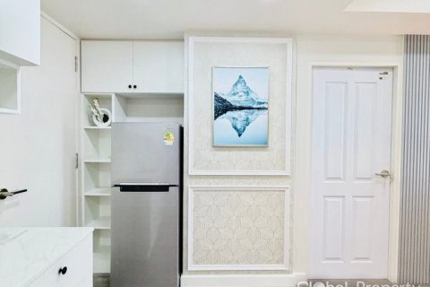 Condo in Pattaya, Thailand, 1 bedroom  № 205442 - photo 10
