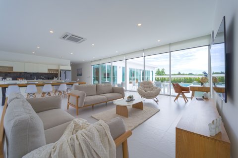 Вилла в Ча-аме, Таиланд с 4 спальнями № 151206 - фото 18