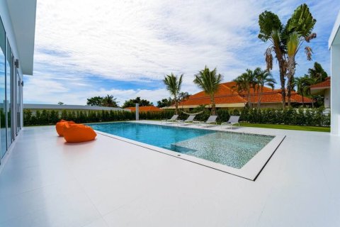 Вилла в Ча-аме, Таиланд с 4 спальнями № 151206 - фото 5