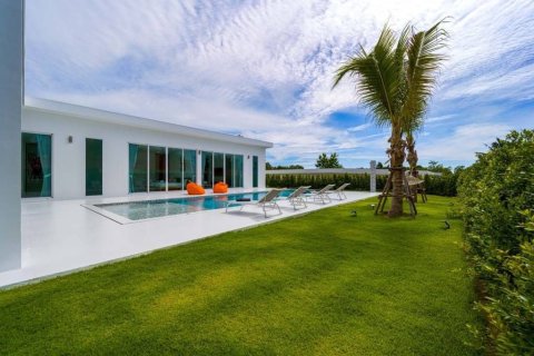 Вилла в Ча-аме, Таиланд с 4 спальнями № 151206 - фото 3