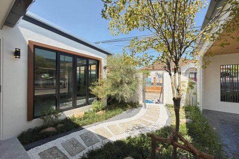 House in Phuket, Thailand 3 bedrooms № 173218 - photo 4