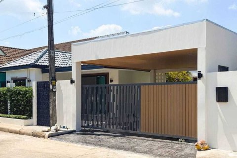 House in Phuket, Thailand 3 bedrooms № 173218