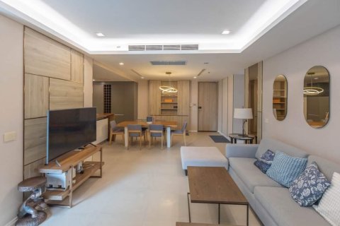 Condo in Khlong San, Bangkok, Thailand, 3 bedrooms  № 173223