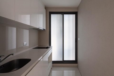 Кондоминиум с 2 спальнями в Бангкоке, Таиланд № 142976 - фото 6