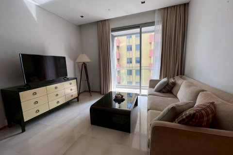 Condo in Bangkok, Thailand, 1 bedroom  № 142980 - photo 2
