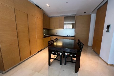Condo in Bangkok, Thailand, 1 bedroom  № 142980 - photo 4