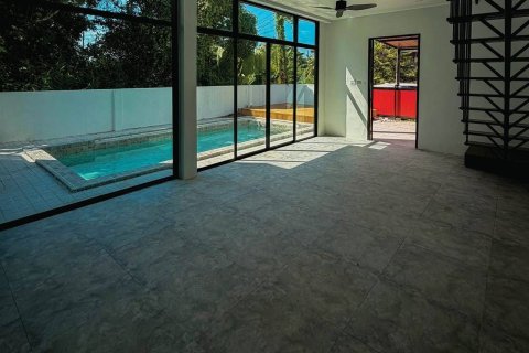 Villa à Phuket, Thaïlande 3 chambres № 172046 - photo 2