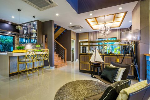 Villa in Kathu, Thailand 4 bedrooms № 233960 - photo 7