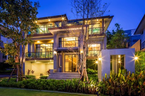Villa in Kathu, Thailand 4 bedrooms № 233960