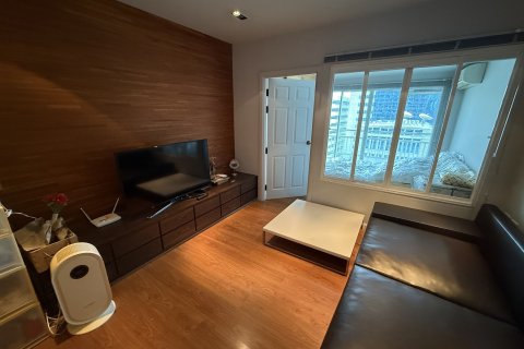 Студия в кондо в Ваттхане, Бангкок, Таиланд № 151470 - фото 2