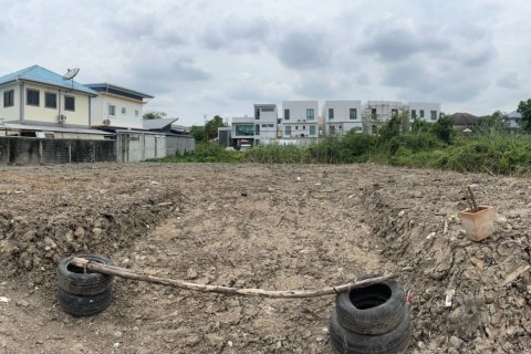 Земельный участок в Банг Кхене, Бангкок, Таиланд 484м2  № 151472 - фото 2