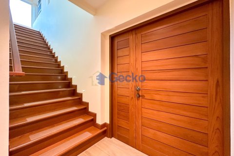 บ้านในพัทยา, ประเทศไทย 6 ห้องนอน № 196455 - รูปถ่าย 17