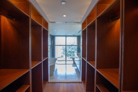 Кондоминиум с 4 спальнями в Бангкоке, Таиланд № 147012 - фото 8