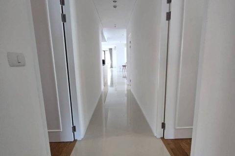 Condo in Bangkok, Thailand, 5 bedrooms  № 147008 - photo 10