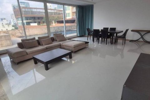 Кондоминиум с 3 спальнями в Бангкоке, Таиланд № 147013 - фото 4