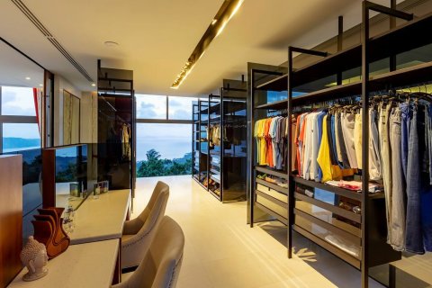 Villa in Ko Samui, Thailand 5 bedrooms № 163559 - photo 25