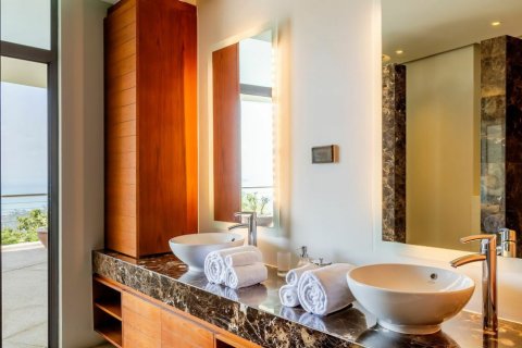 Villa in Ko Samui, Thailand 5 bedrooms № 163559 - photo 19
