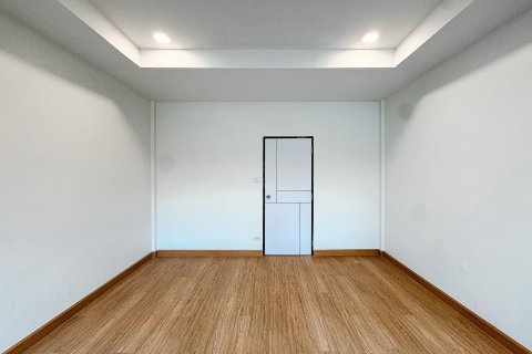 Townhouse in Wang Thonglang, Bangkok, Thailand 2 bedrooms № 160741 - photo 21