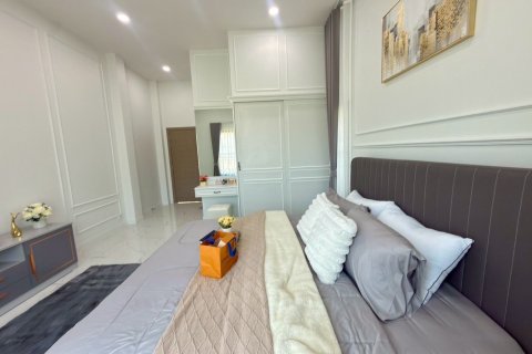 Villa in Chiang Mai, Thailand 3 bedrooms № 160743 - photo 21