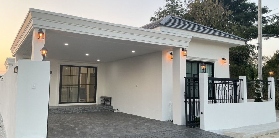 Villa in Chiang Mai, Thailand 3 bedrooms № 160743